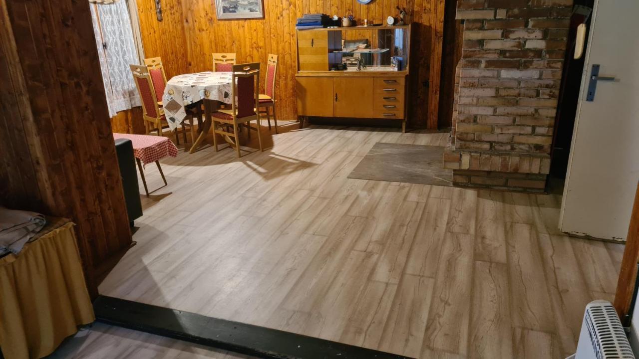 Slovak Cottage Near Bratislava In The Heart Of The Carpathians Modra Esterno foto